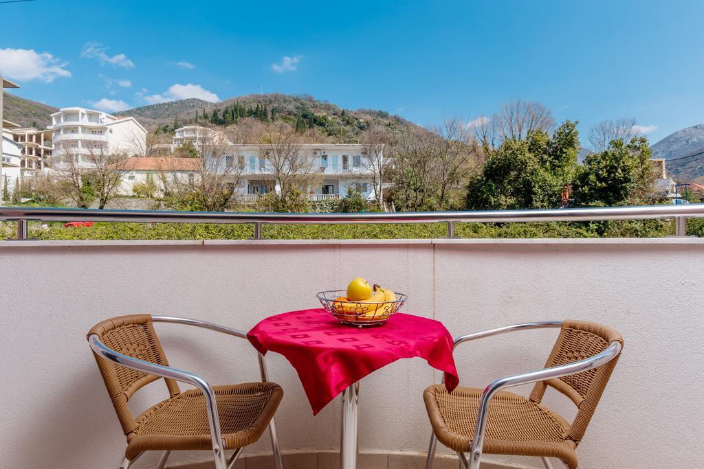 Apartments Perper ティヴァト エクステリア 写真