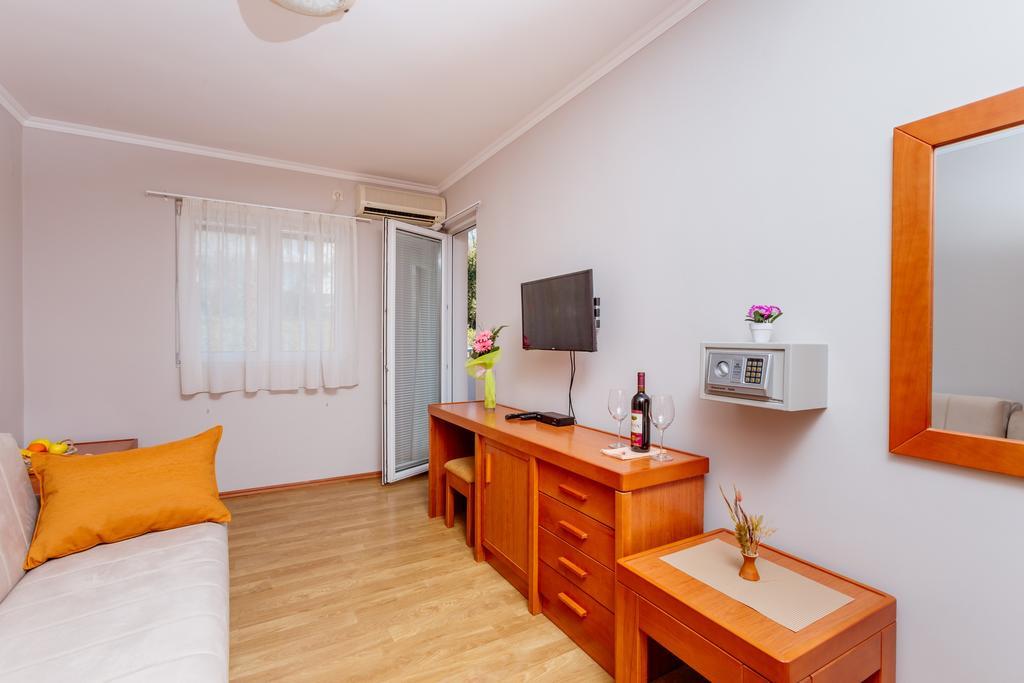 Apartments Perper ティヴァト エクステリア 写真